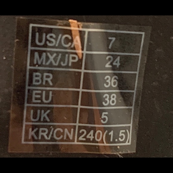 Black ankle boots with heel - Picture 5 of 5